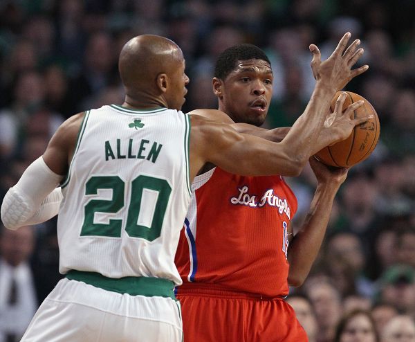 更暴露了 更暴露了